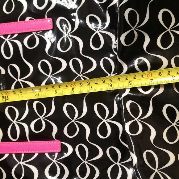 Bkack w/white bows Kate Spade Tote - Picture 7 of 7